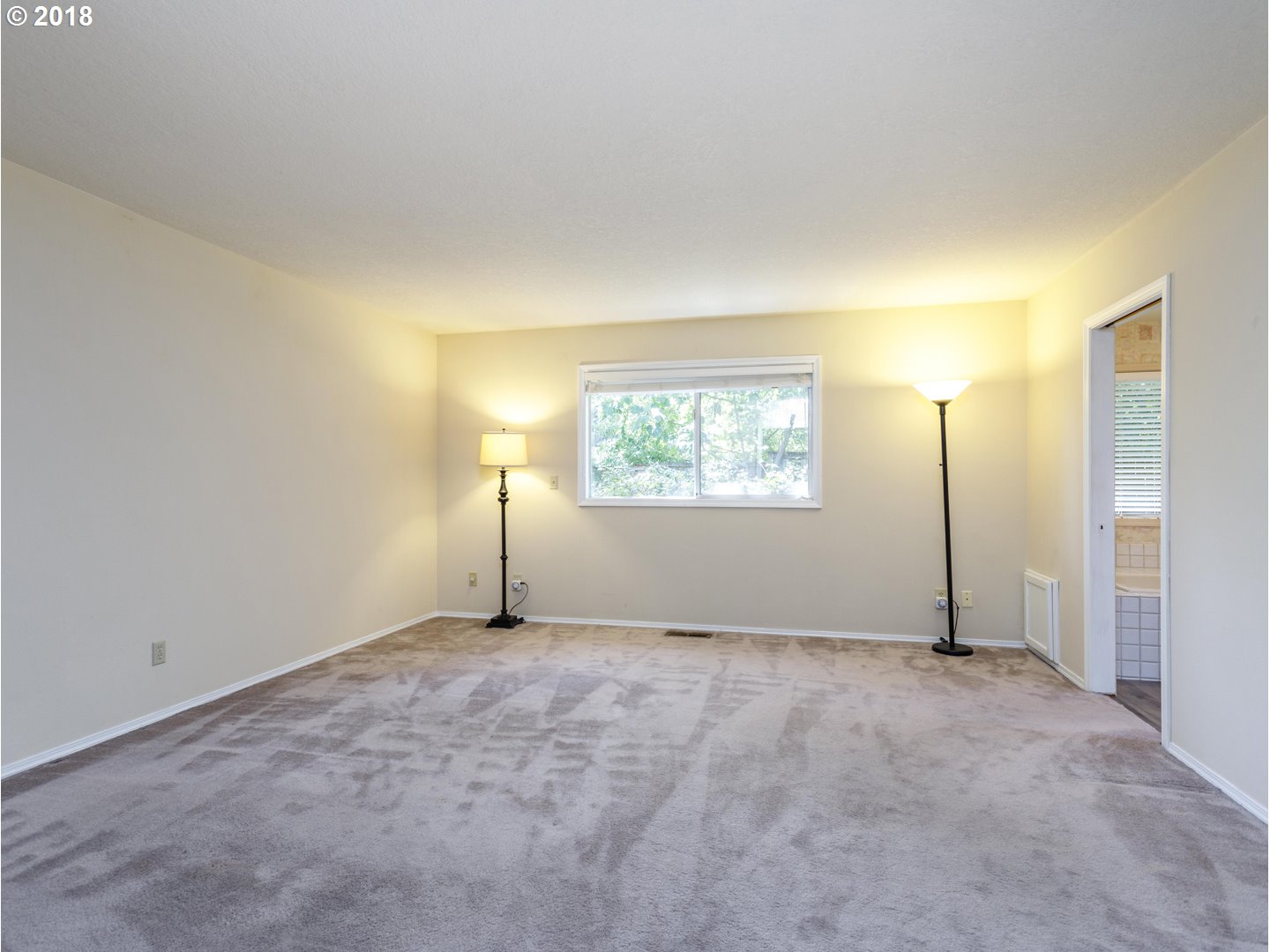 15100 Southwest Gull Drive Beaverton, OR 97007 - Photo 19 of 29 Bedroom, Primary