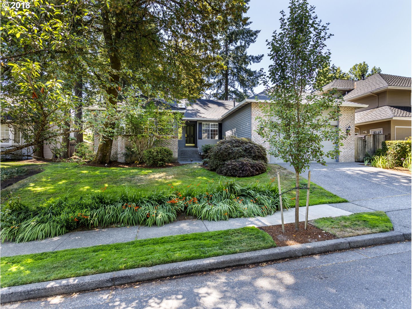 15100 Southwest Gull Drive Beaverton, OR 97007 - Photo 2 of 29 Exterior