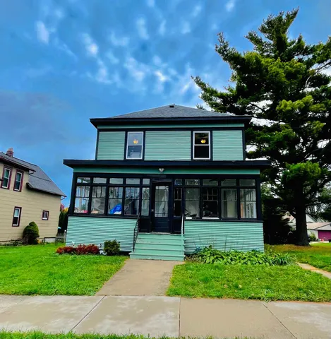 $385,000 | 3849 East Cudahy Avenue, Cudahy, WI 53110