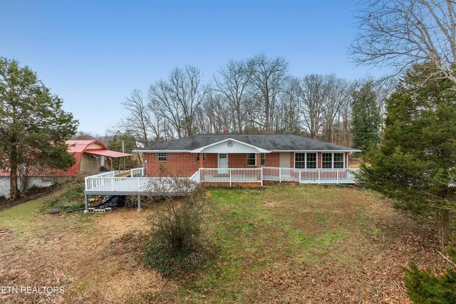 $550,000 | 161 Steele Road, Vonore, TN 37885