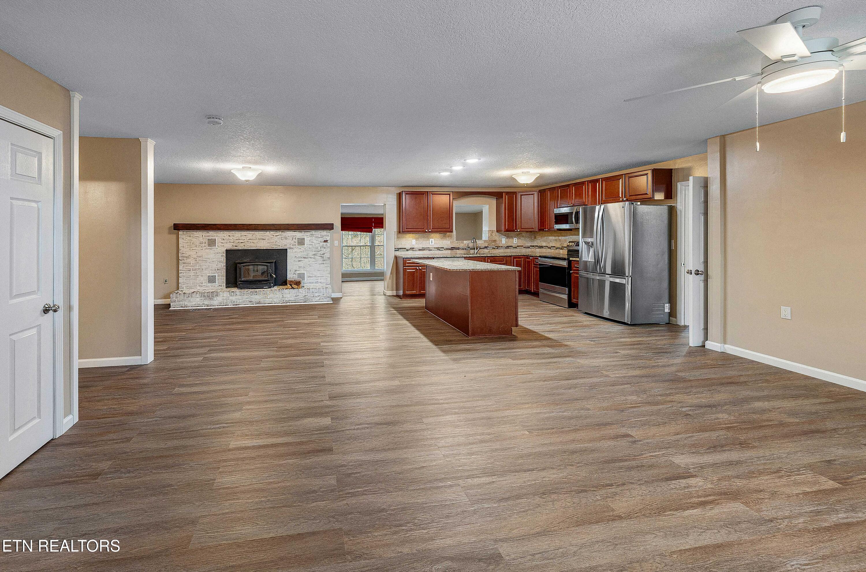 161 Steele Road Vonore, TN 37885 - Photo 21 of 43 Front Door Vantage