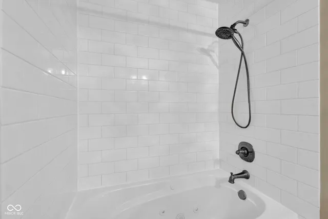 $215,000 | 1980 East County Road 100 South, North Vernon, IN 47265