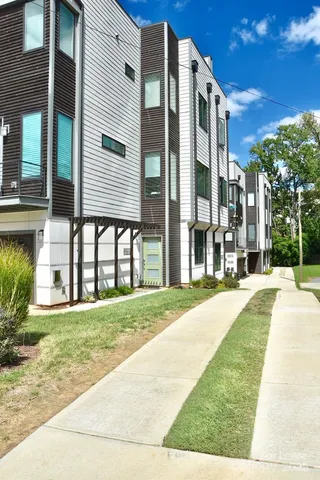 $3,850 | 916 Westbrook Drive, Unit B, Charlotte, NC 28202