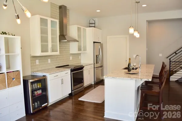 $3,750 | 916 Westbrook Drive, Unit B, Charlotte, NC 28202