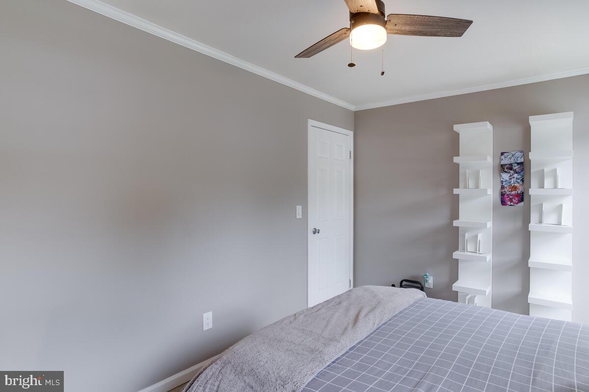 6505 Walker Branch Drive Laurel, MD 20707 - Photo 41 of 60 Bedroom 3 upper level