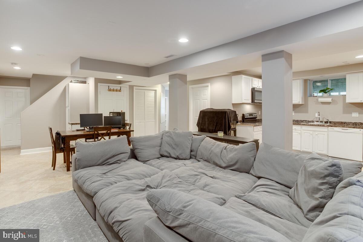 6505 Walker Branch Drive Laurel, MD 20707 - Photo 43 of 60 Family room lower level