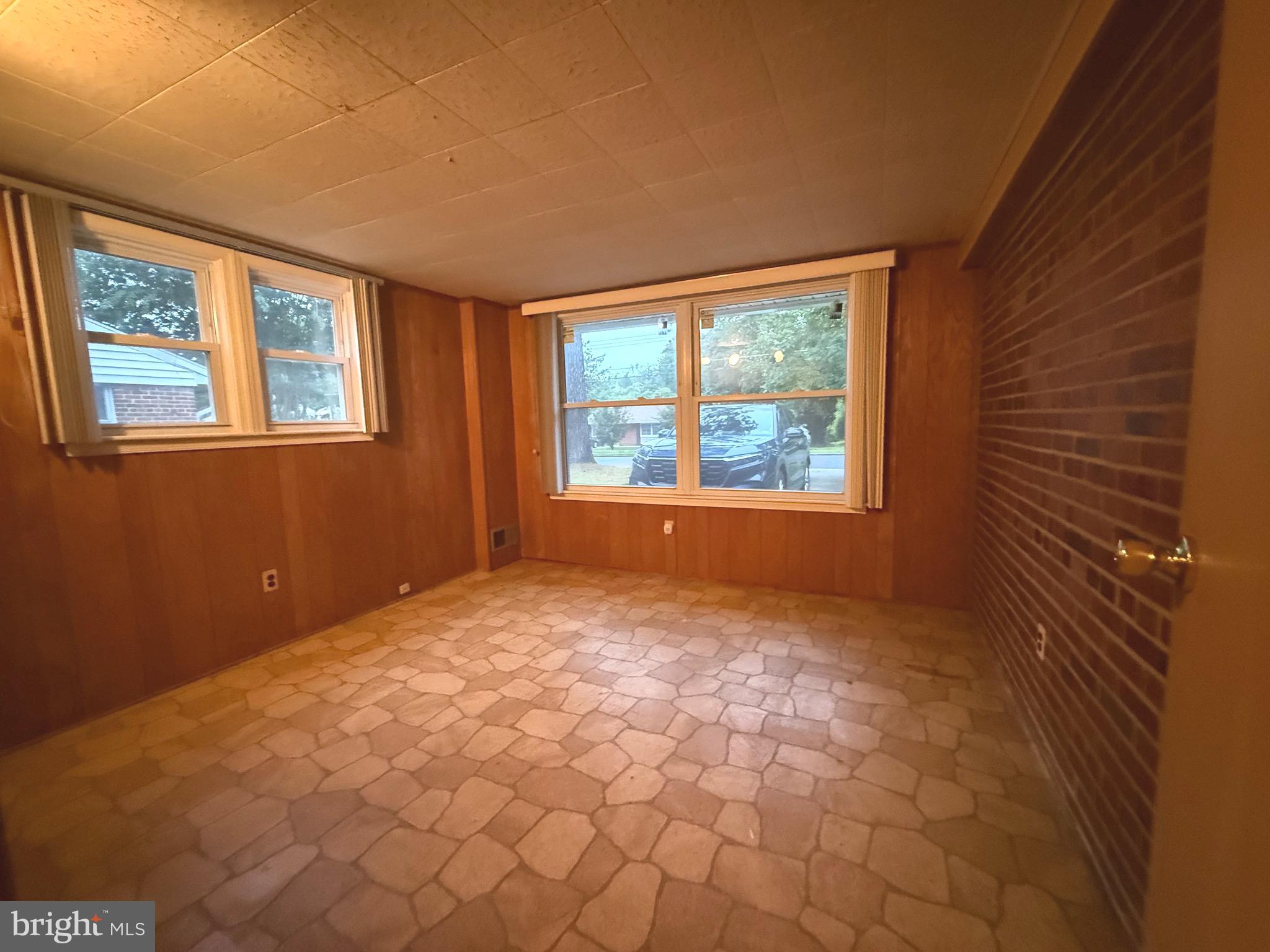 7319 Inzer Street Springfield, VA 22151 - Photo 13 of 17 4th bedroom/enclosed carport