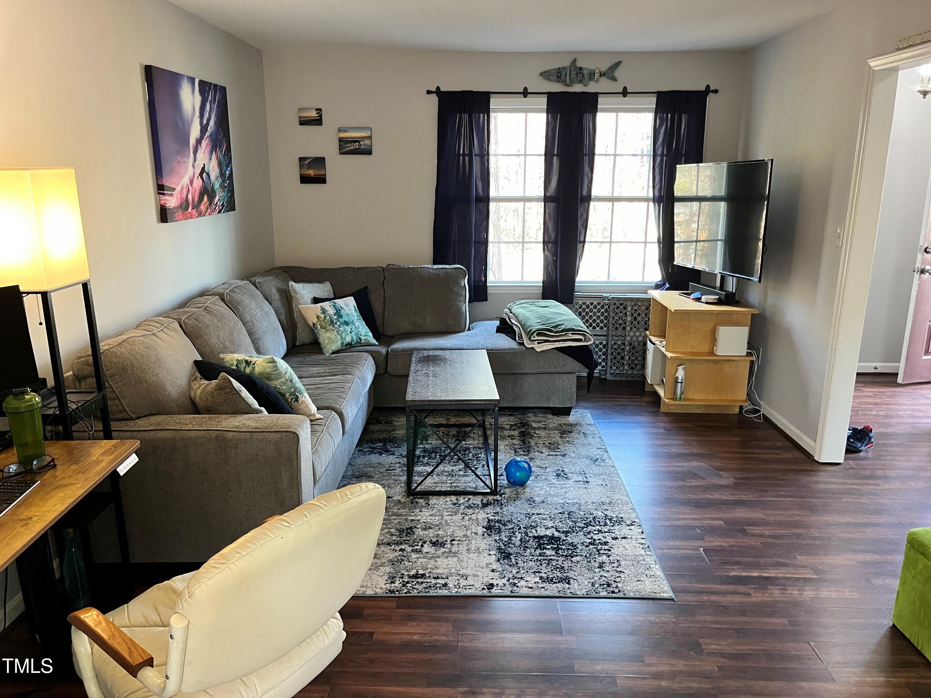 6716 Glendower Road Raleigh, NC 27613 - Photo 16 of 24 Unit B Living Room
