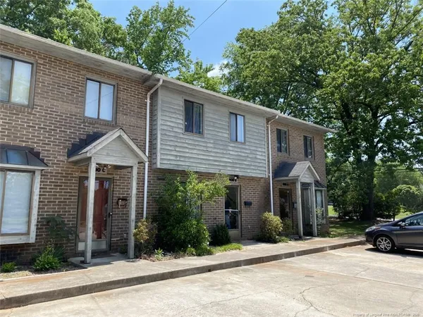 $1,265 | 400 North Steele Street, Unit B, Sanford, NC 27330