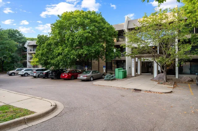 $125,000 | 4680 Tower Street Southeast, Unit 109, Prior Lake, MN 55372