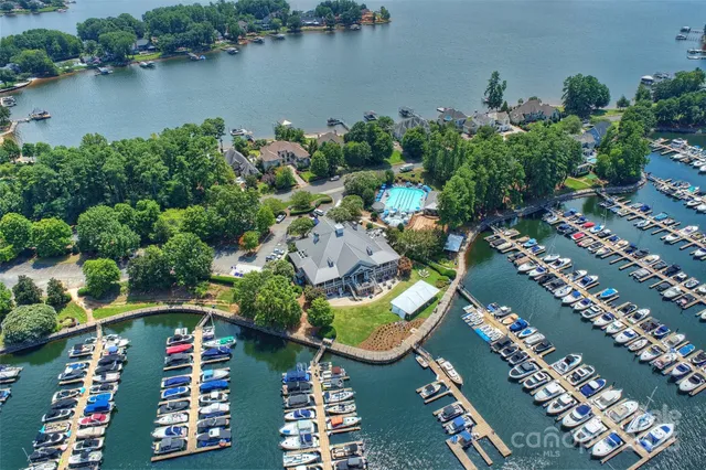 $14,500,000 | 18019 Harbor Light Boulevard, Cornelius, NC 28031