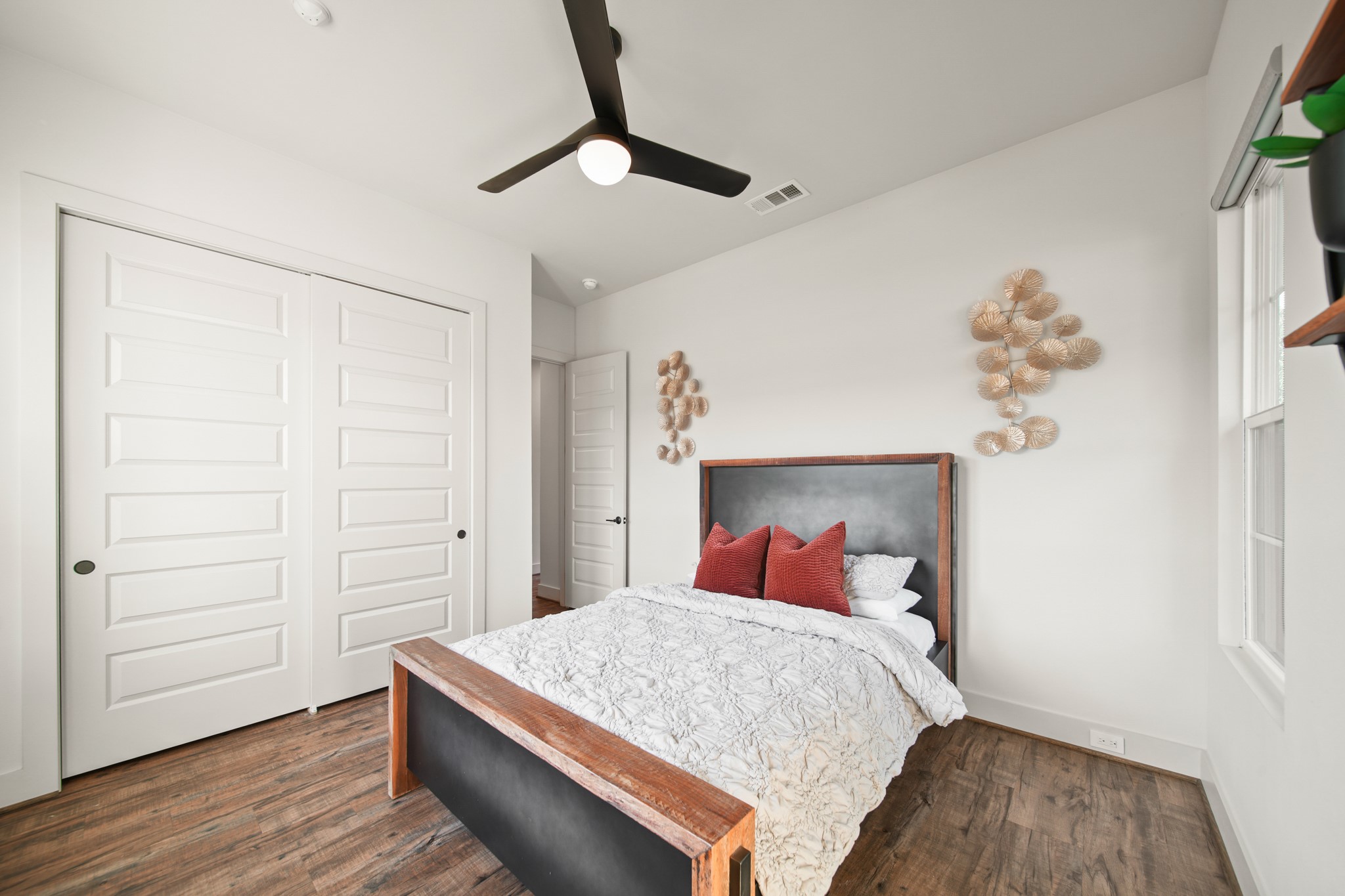 5434 Windswept Lane Houston, TX 77056 - Photo 10 of 45 It is complete with a huge built-in closet.