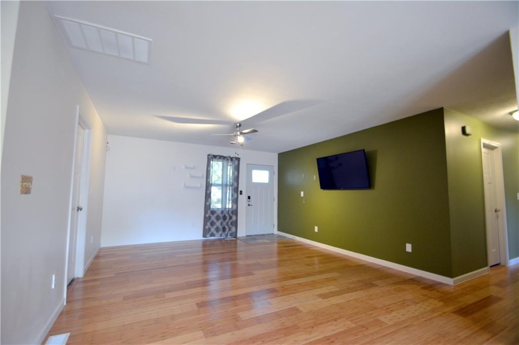 5014 Alameda Road Indianapolis, IN 46228 - Photo 4 of 33 Gallery Image 4