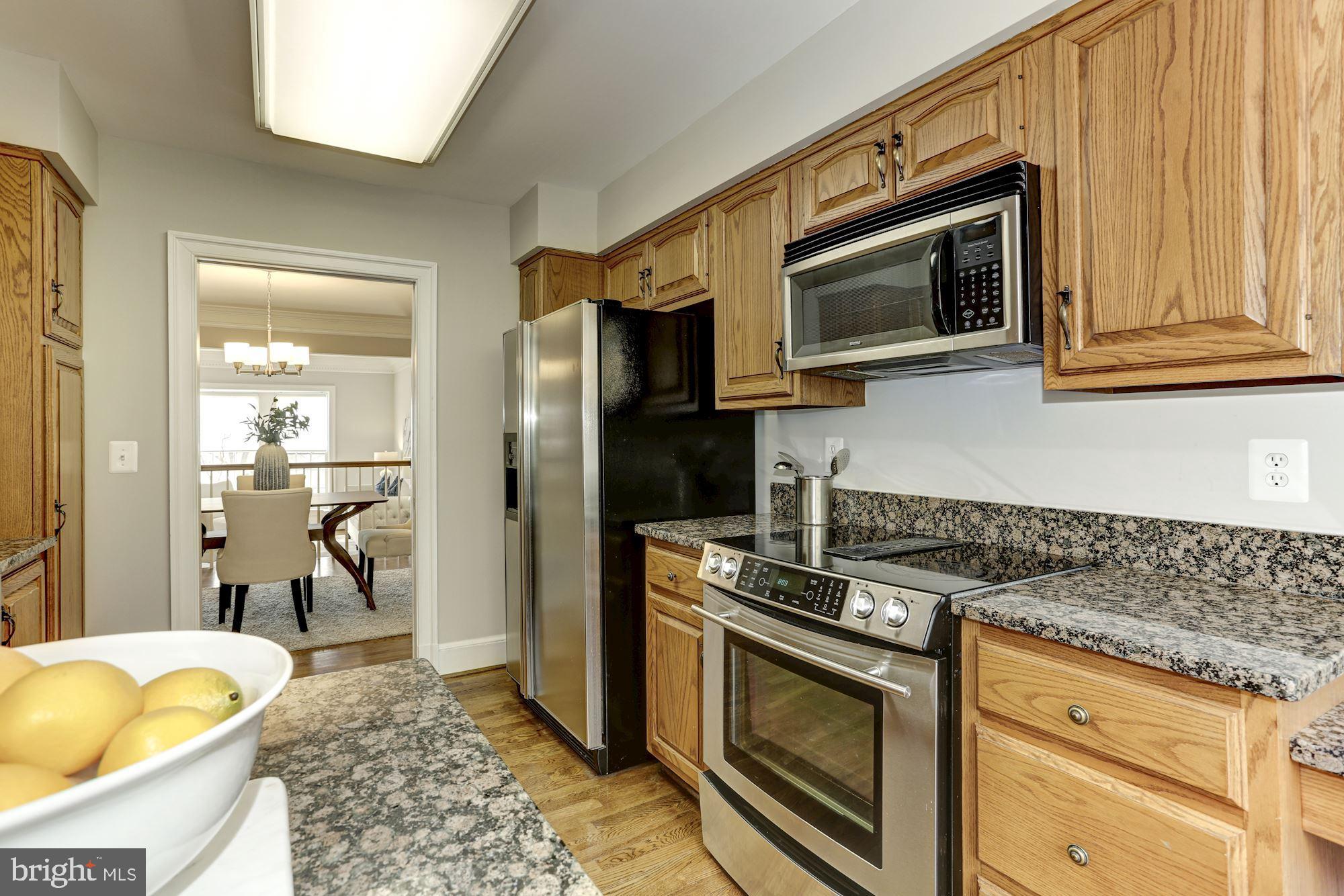 8013 Quarry Ridge Way Bethesda, MD 20817 - Photo 17 of 58
