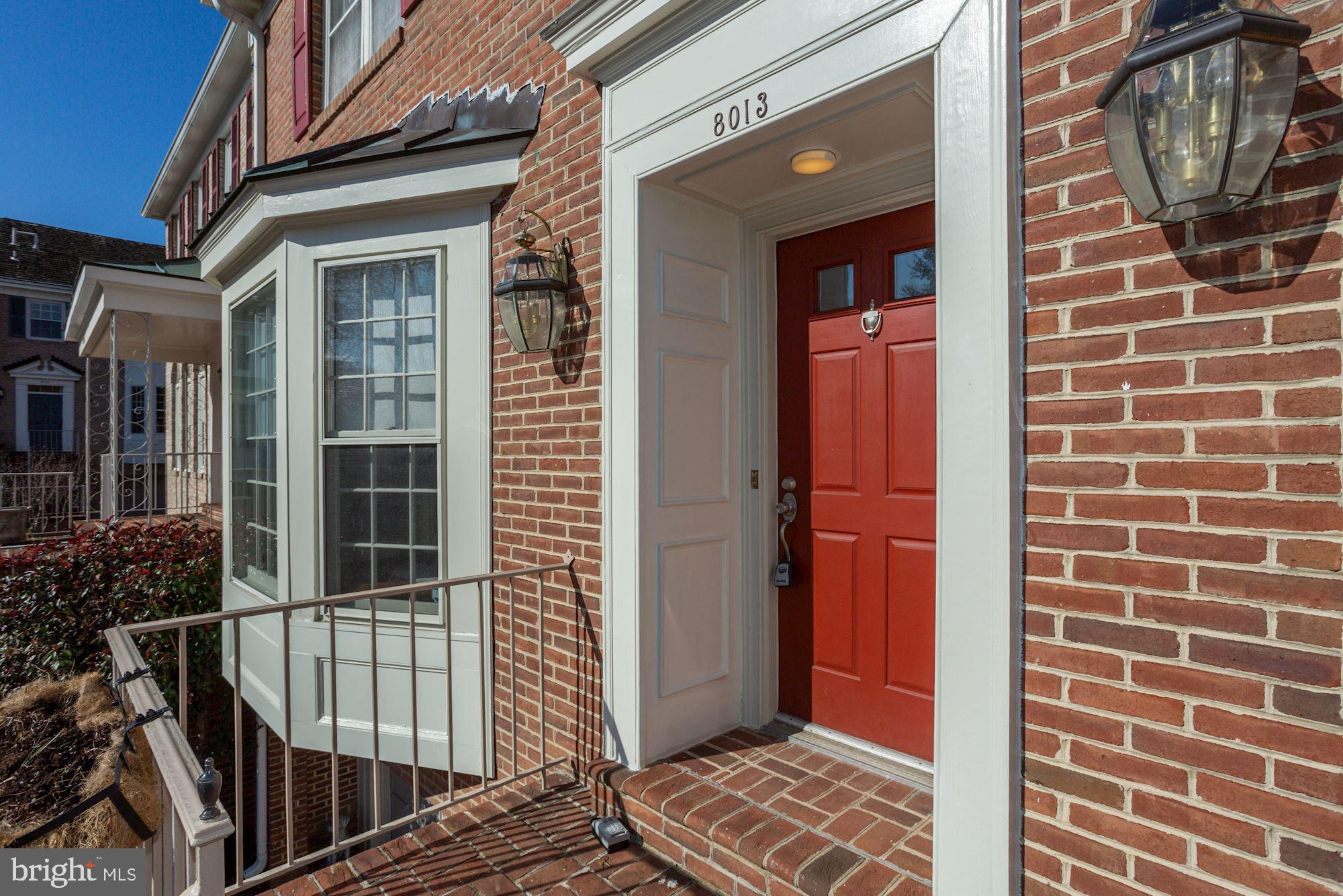 8013 Quarry Ridge Way Bethesda, MD 20817 - Photo 4 of 58