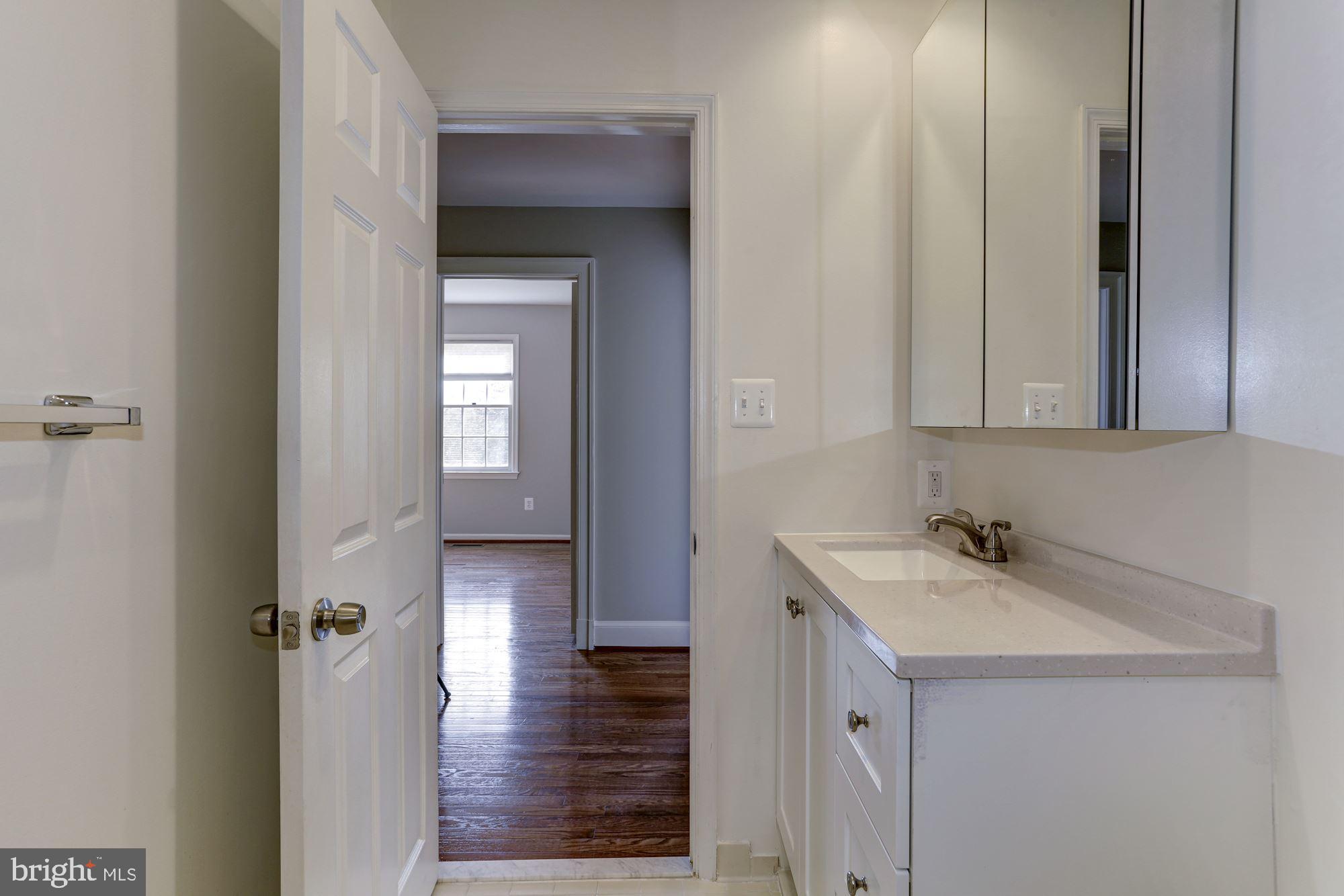 8013 Quarry Ridge Way Bethesda, MD 20817 - Photo 41 of 58