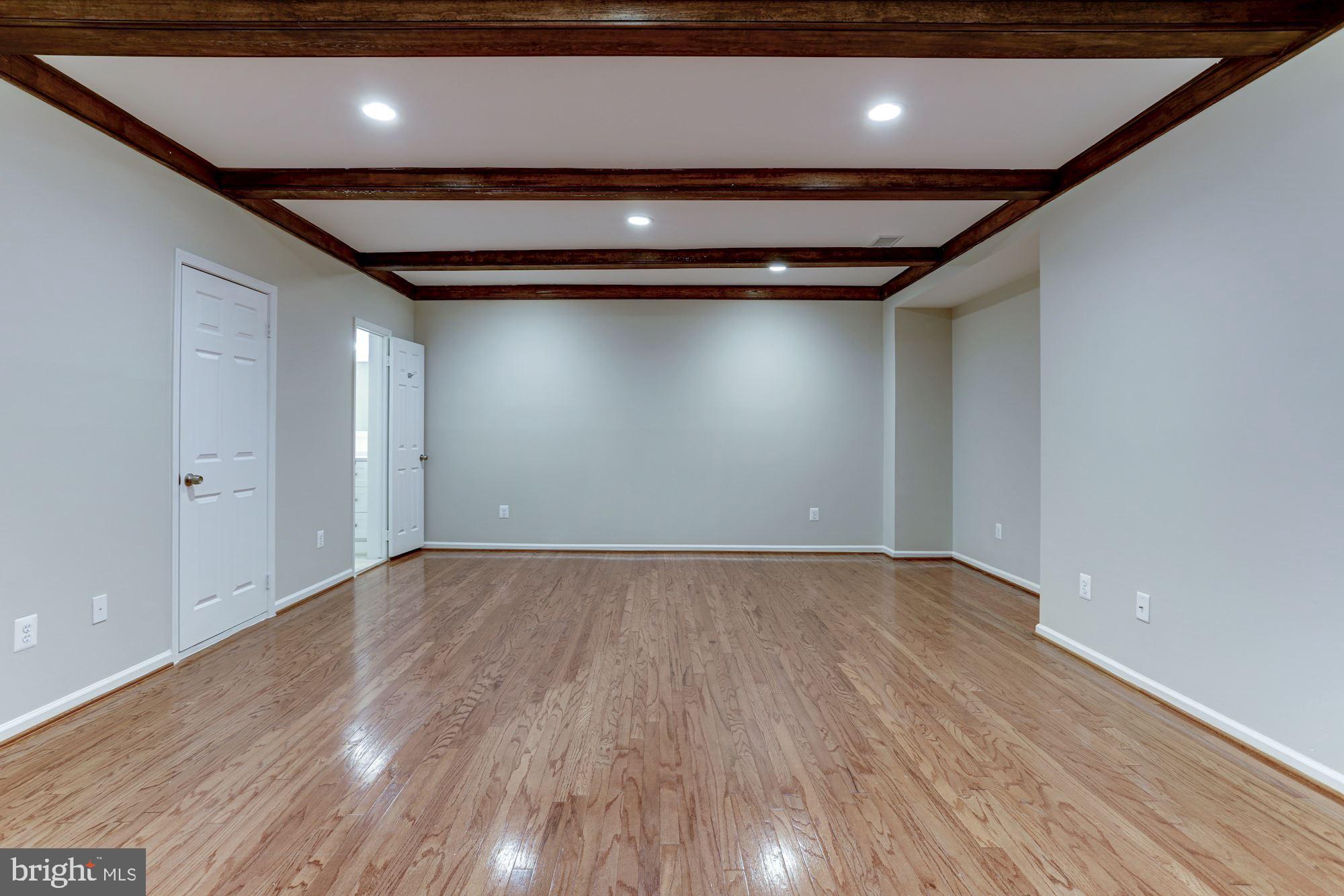 8013 Quarry Ridge Way Bethesda, MD 20817 - Photo 49 of 58