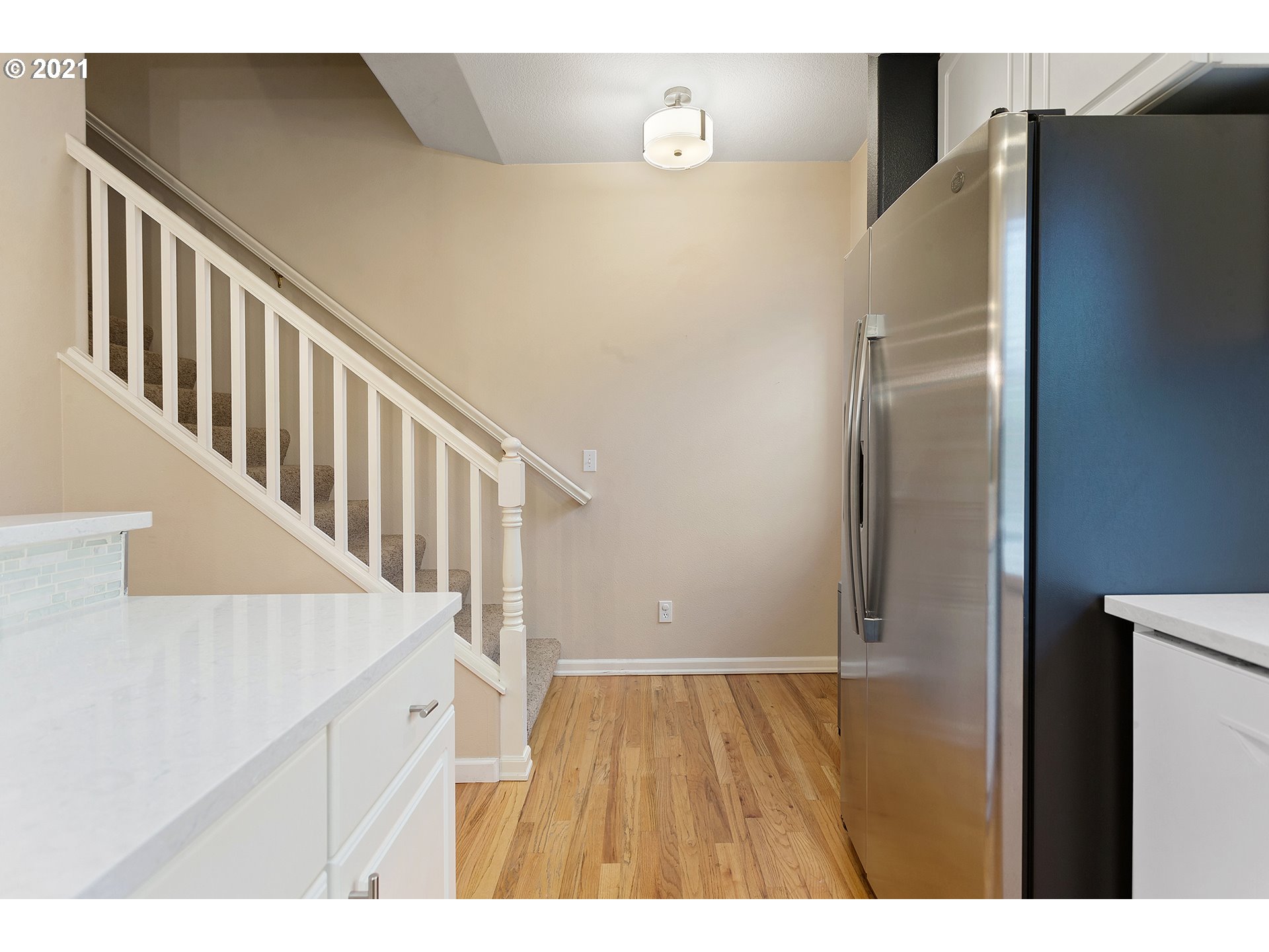 4930 Southwest 1st Avenue Portland, OR 97239 - Photo 14 of 27 a view of an entryway