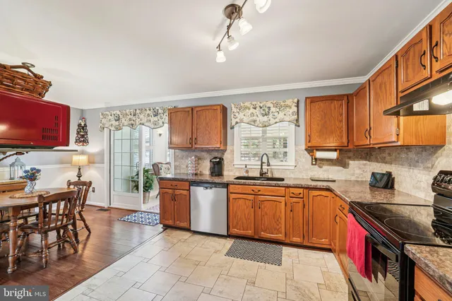 $599,900 | 118 West Virginia Avenue, Severn, MD 21144