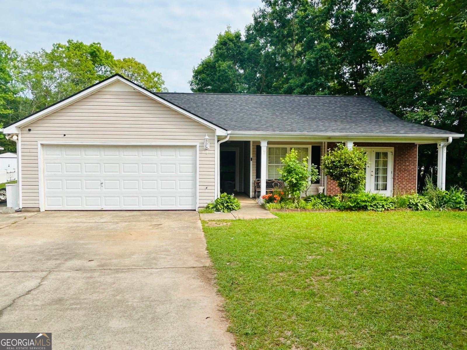 270 Roberts Trail Locust Grove, GA 30248 - Photo 2 of 47
