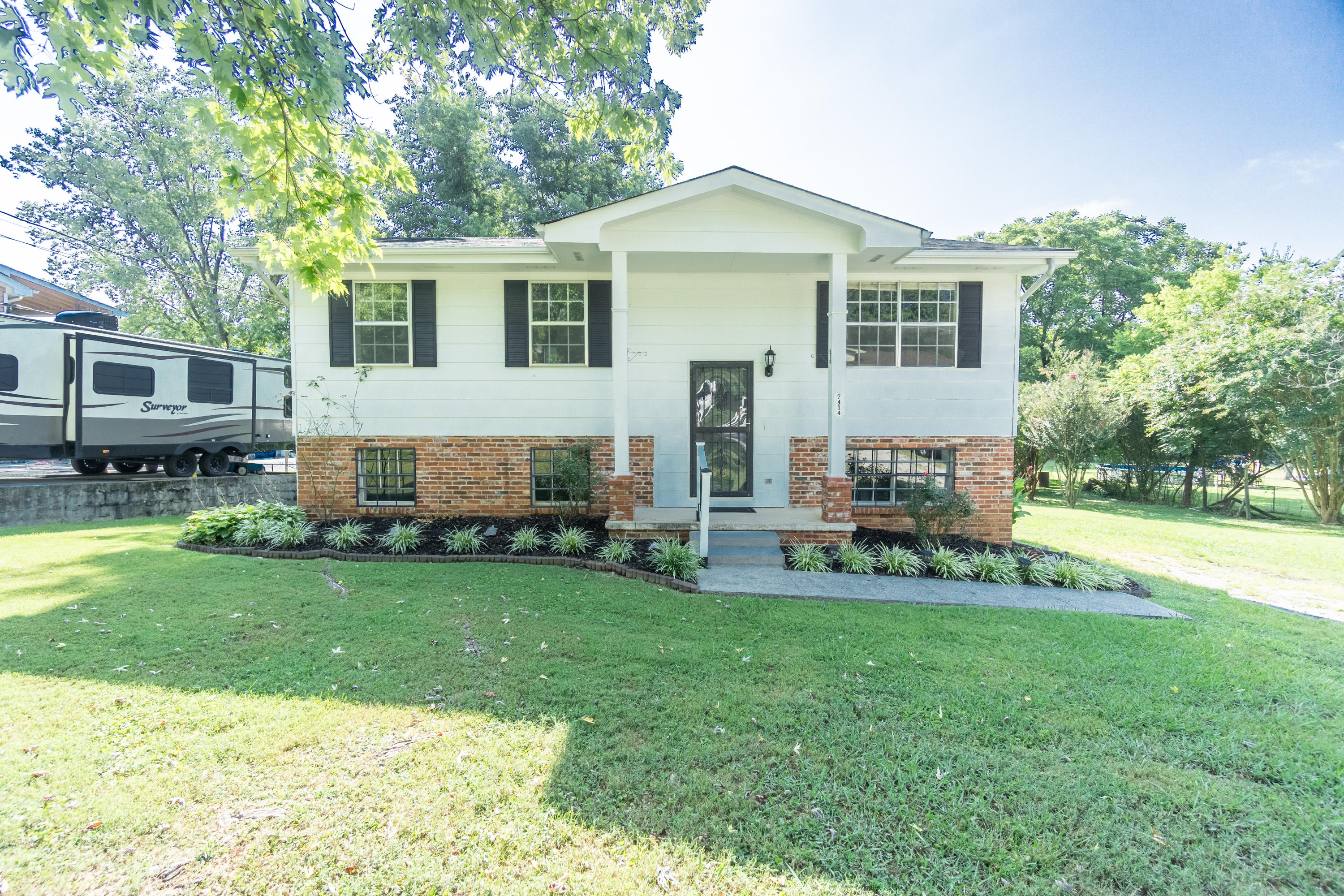 7414 South Dent Road Hixson, TN 37343 - Photo 1 of 34 7414 S. Dent Rd-1