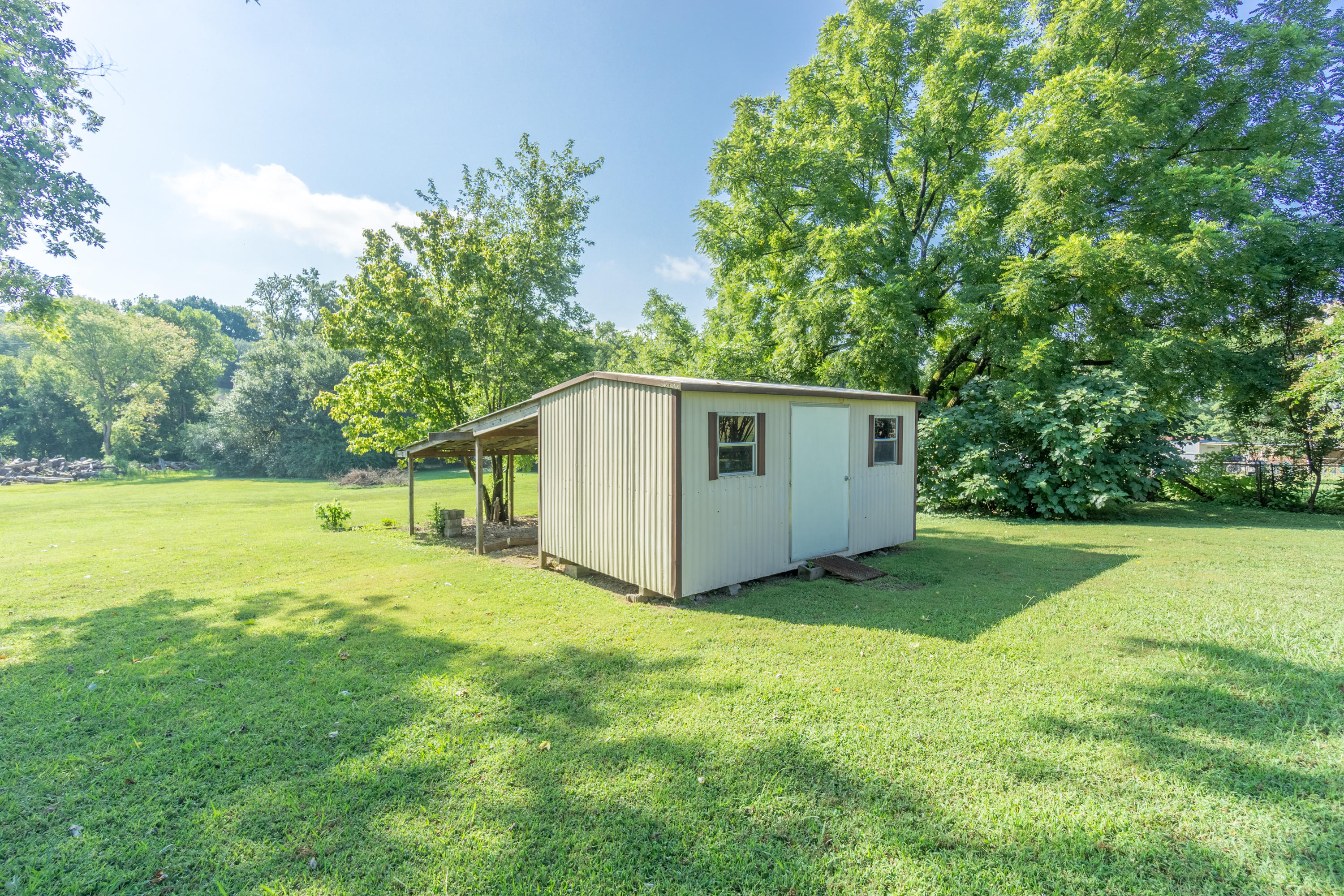 7414 South Dent Road Hixson, TN 37343 - Photo 33 of 34 7414 S. Dent Rd-33