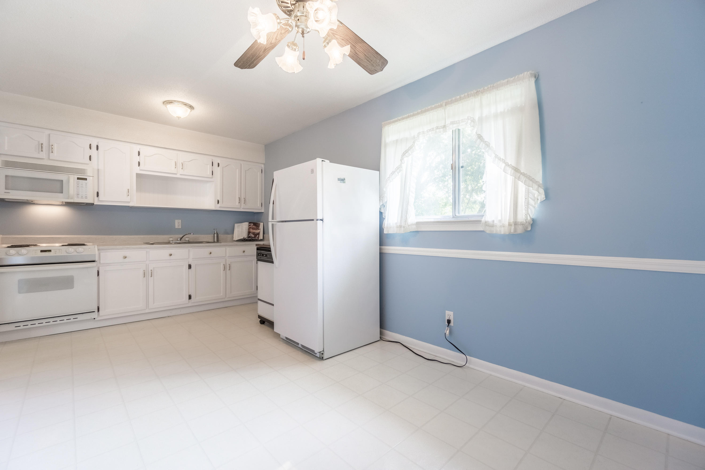 7414 South Dent Road Hixson, TN 37343 - Photo 9 of 34 7414 S. Dent Rd-11