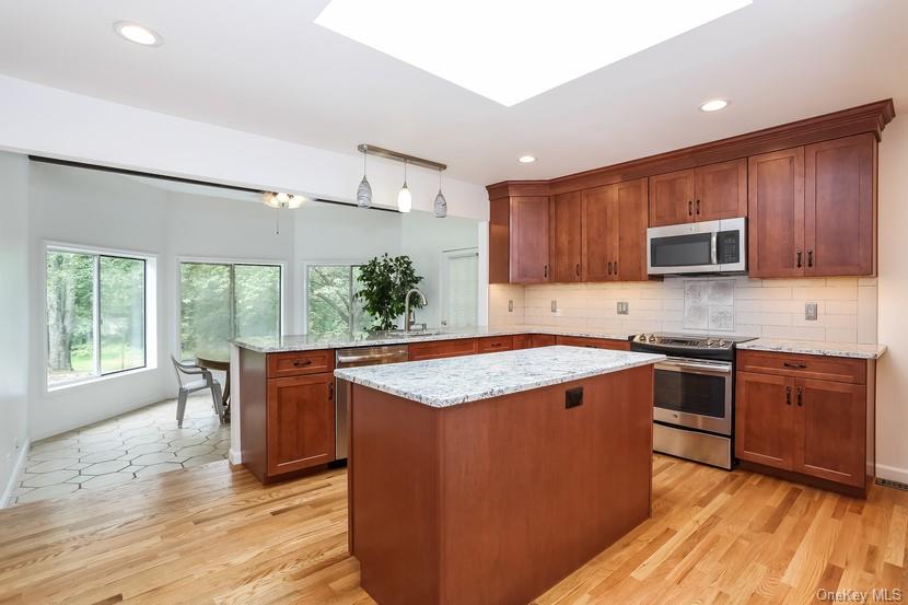 6 Jackson Road Bedford, NY 10506 - Photo 4 of 11