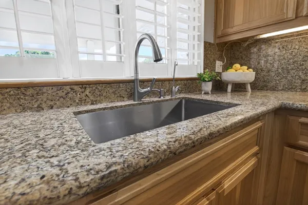 $699,998 | 166 Norman Court, Tracy, CA 95376