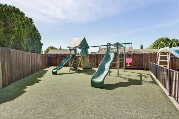 $699,998 | 166 Norman Court, Tracy, CA 95376