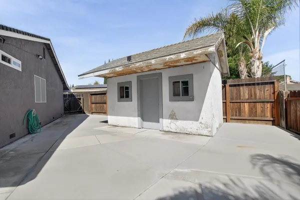 $699,998 | 166 Norman Court, Tracy, CA 95376