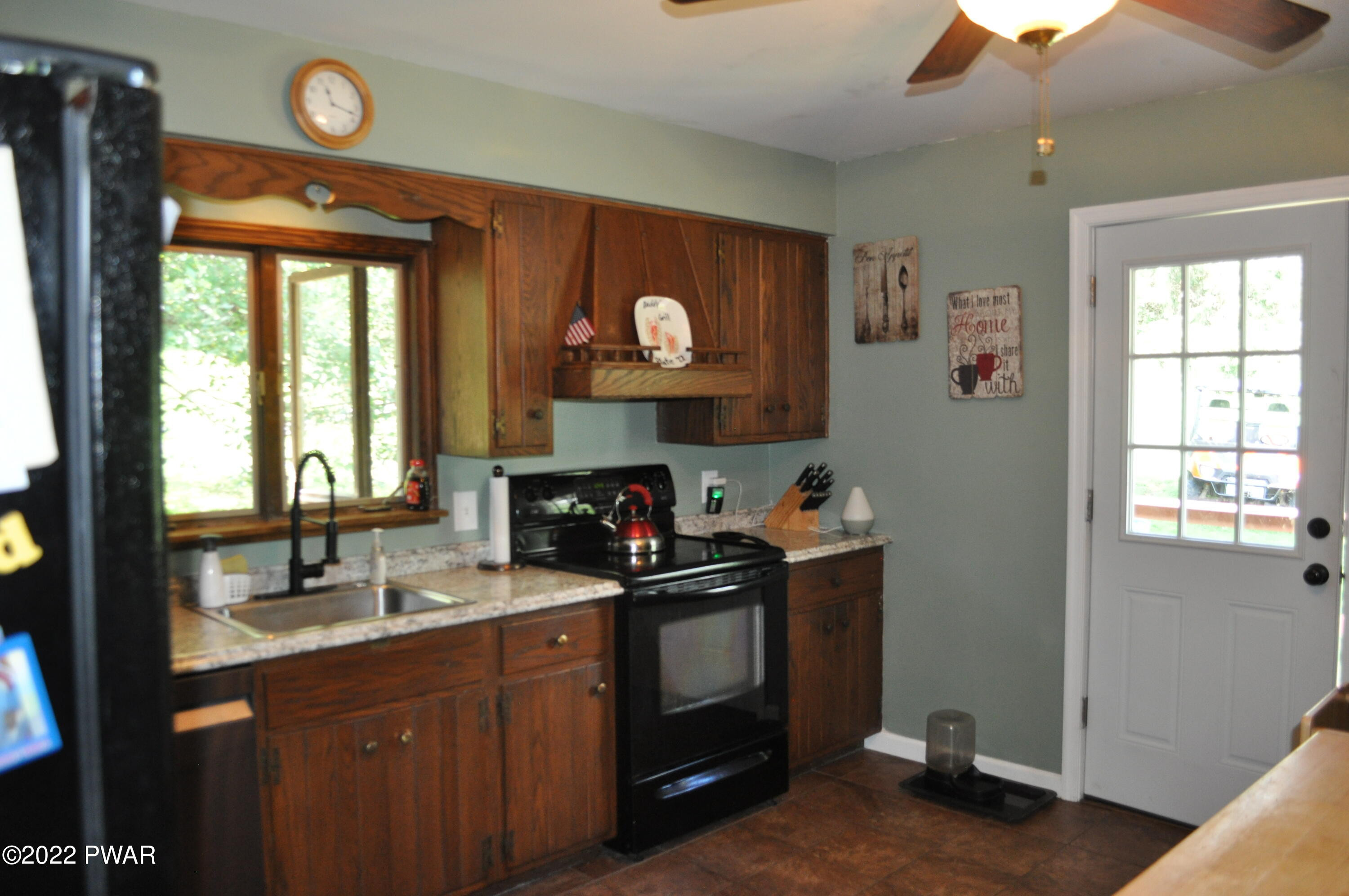 24 Prompton View Prompton, PA 18456 - Photo 7 of 24 Kitchen leads to side deck