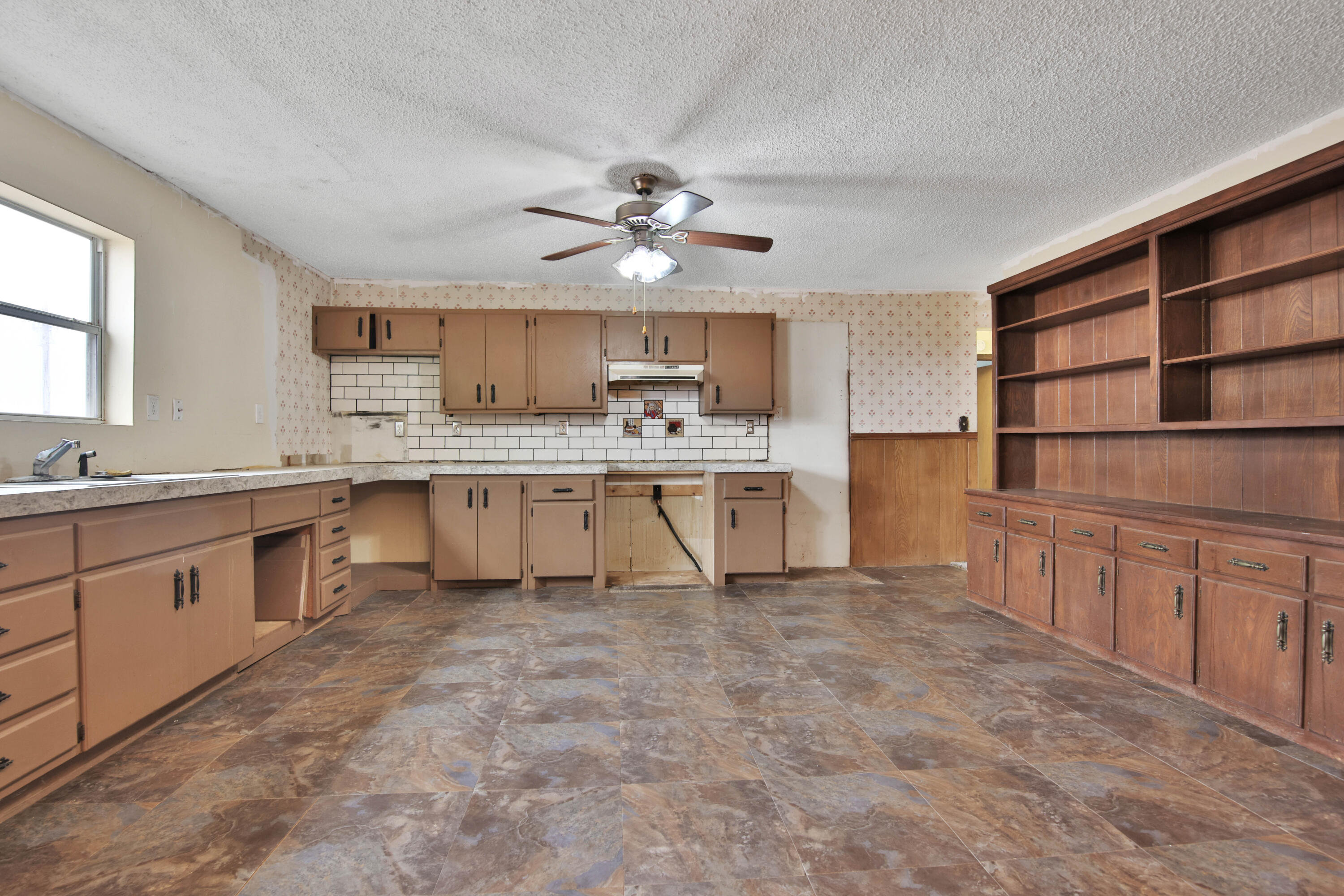 6756 Bear Road Lubbock, TX 79407 - Photo 7 of 36 IMG_0767