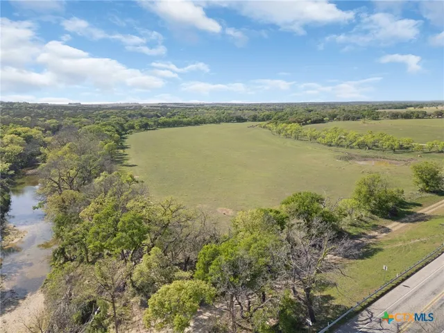 $2,600,000 | 281 North U.S. Highway 281, Lampasas, TX 76550