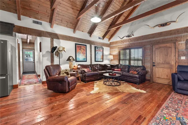 $2,600,000 | 281 North U.S. Highway 281, Lampasas, TX 76550