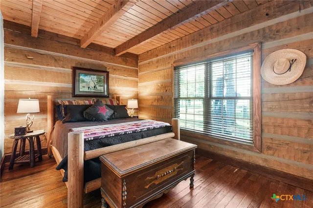 $2,600,000 | 281 North U.S. Highway 281, Lampasas, TX 76550