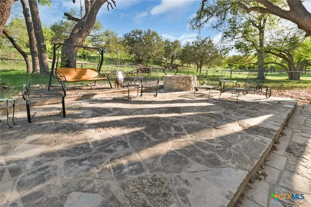 $2,600,000 | 281 North U.S. Highway 281, Lampasas, TX 76550