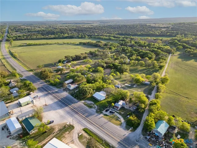$2,600,000 | 281 North U.S. Highway 281, Lampasas, TX 76550