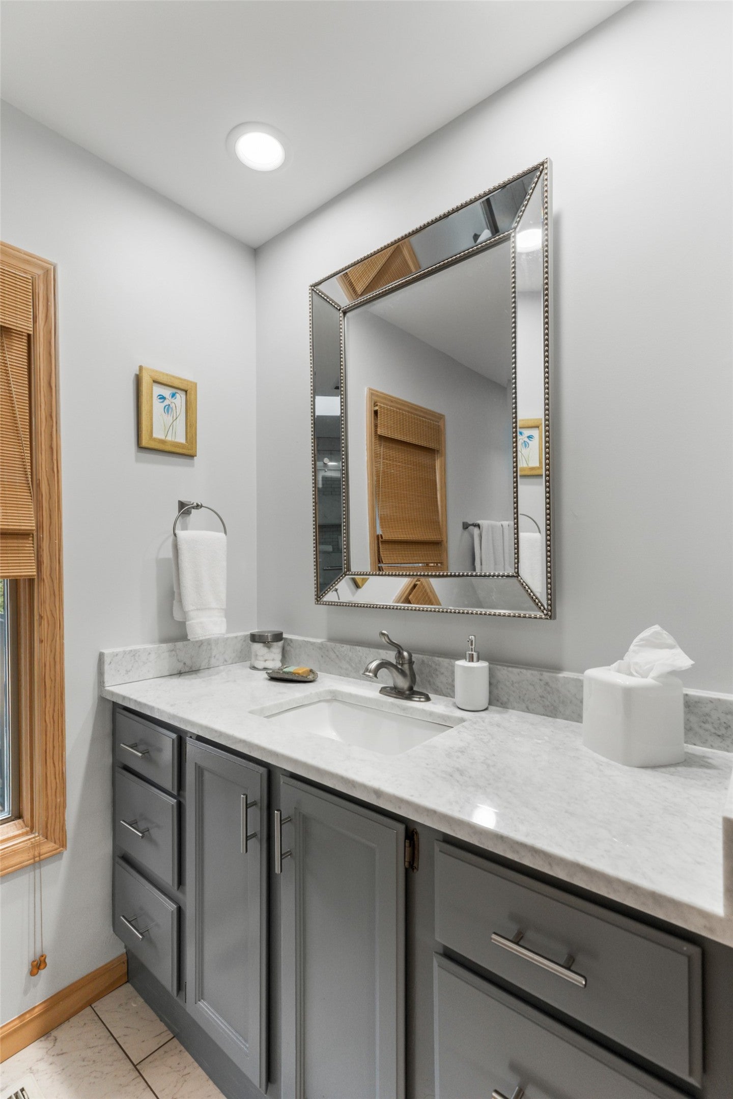 15 Bonnevista Road Highlands, NC 28741 - Photo 59 of 96 Main Level En Suite Guest Bathroom Two