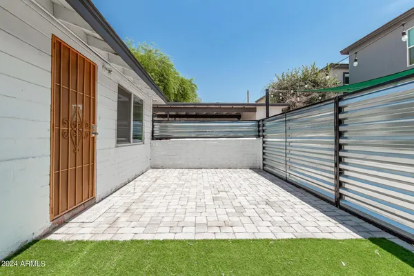 $999 | 3027 North 37th Street, Unit 6, Phoenix, AZ 85018