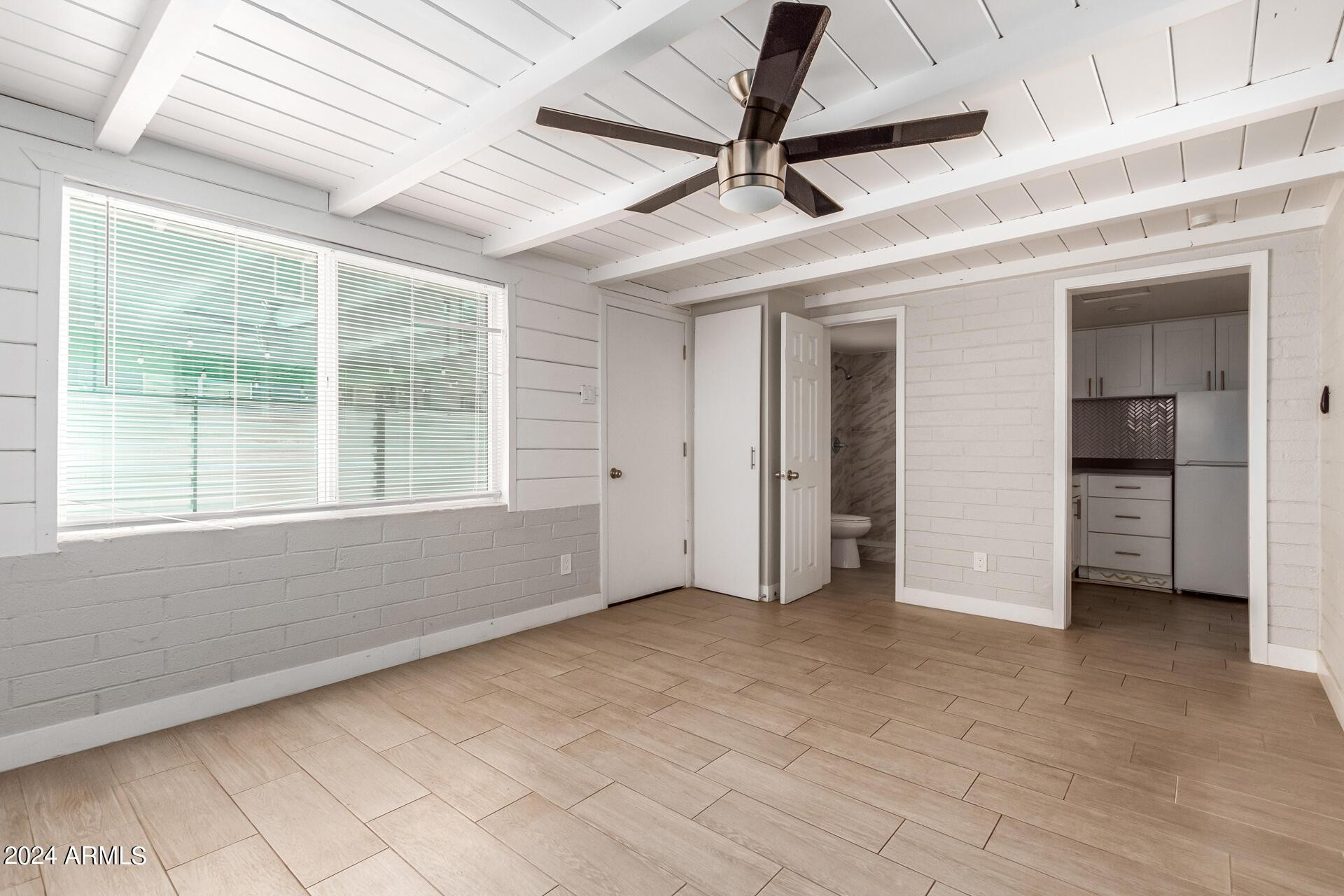 3027 North 37th Street, Unit 6 Phoenix, AZ 85018 - Photo 3 of 14 Photo #3