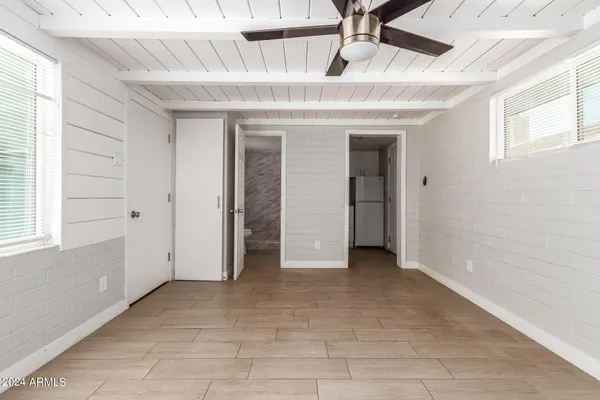 $999 | 3027 North 37th Street, Unit 6, Phoenix, AZ 85018