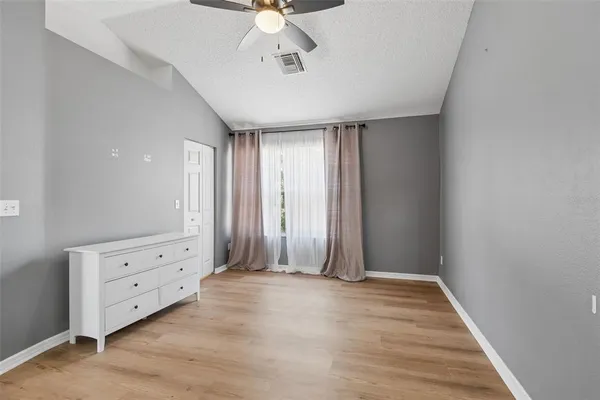 $1,975 | 2158 Clover Hill Road, Palm Harbor, FL 34683