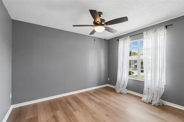 $1,975 | 2158 Clover Hill Road, Palm Harbor, FL 34683