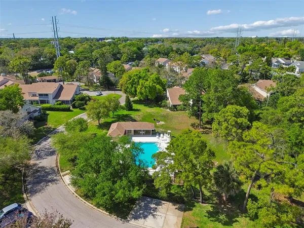 $1,975 | 2158 Clover Hill Road, Palm Harbor, FL 34683