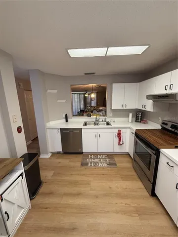 $2,500 | 2158 Clover Hill Road, Palm Harbor, FL 34683