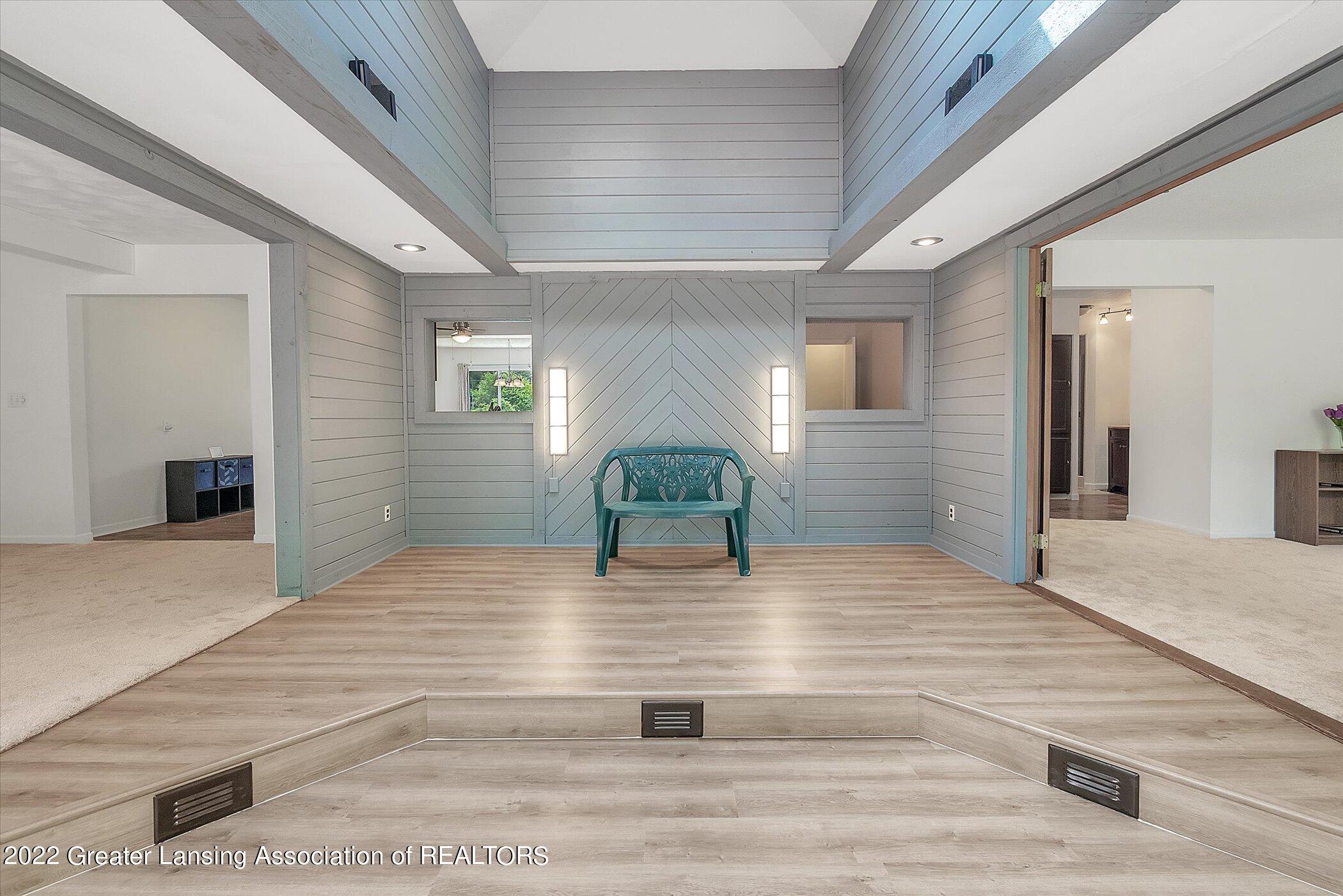 5080 Meridian Road Williamston, MI 48895 - Photo 16 of 32 Sunroom