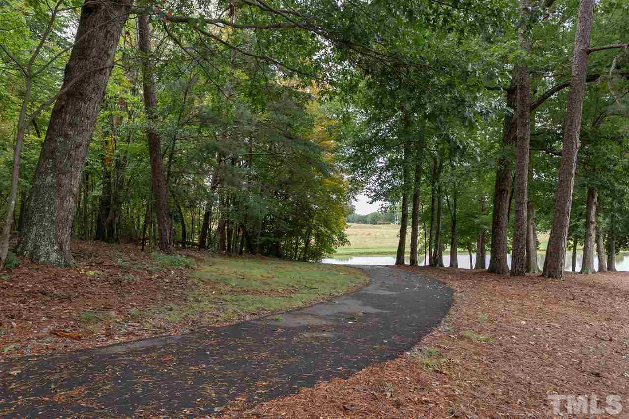 202 Cedar Ridge Way Durham, NC 27705 - Photo 8 of 27 Gallery Image 8