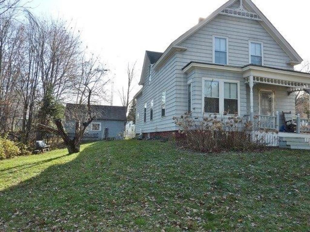 84 Merrill Street Springfield, VT 05156 - Photo 1 of 18