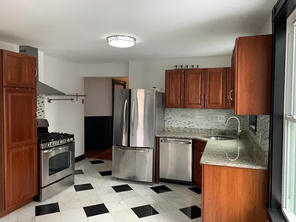$3,150 | 3-5 Mills Street, Unit 5, Boston, MA 02119
